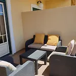 Appartamento Oura T1 Coral , Close To The Strip, Swimming Pool, Wi Fi, A/c *