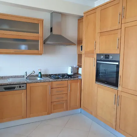 Oura T1 Coral , Close To The Strip, Swimming Pool, Wi Fi, A/c *