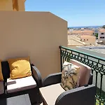 Oura T1 Coral , Close To The Strip, Swimming Pool, Wi Fi, A/c *